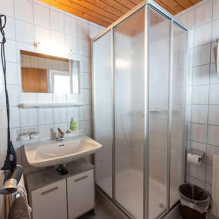 Pensión Gaestehaus -pension Edelweiss 3*