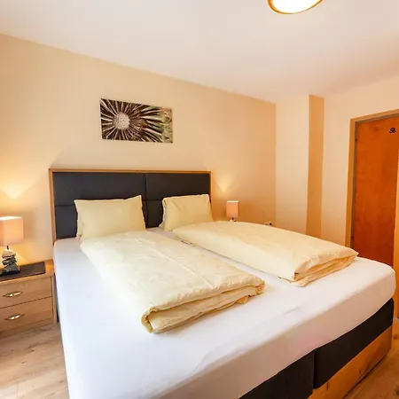 Gaestehaus -pension Edelweiss Guest house Vent