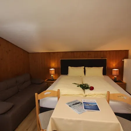 Gaestehaus -pension Edelweiss Vent