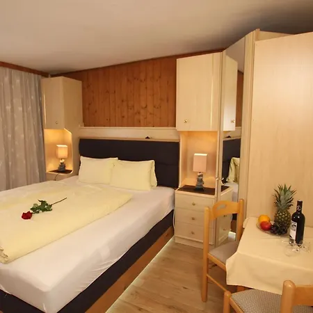 Gaestehaus -pension Edelweiss