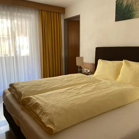Gaestehaus -pension Edelweiss 3*