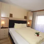 Gaestehaus -pension Edelweiss Pensjonat