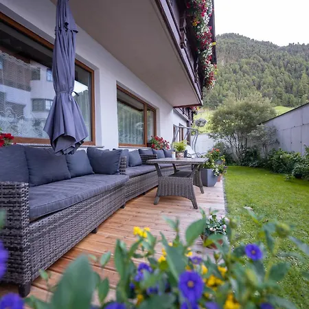 Gaestehaus -pension Edelweiss Vent