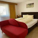 Gaestehaus -pension Edelweiss
