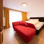 Gaestehaus -pension Edelweiss